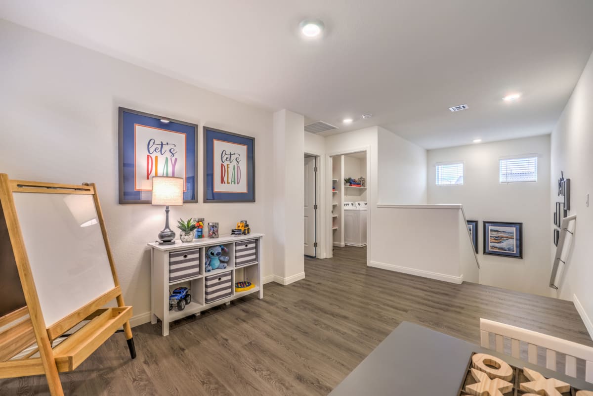 Rental Homes in Mountain's Edge View our Shadow Bay Photos